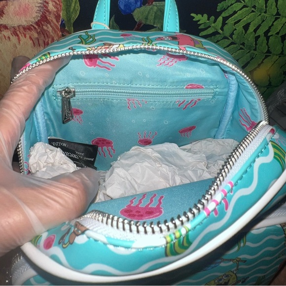 Nickelodeon Loungefly SpongeBob Bag Blue CrossBody SquarePants Adjustable - Picture 2 of 10